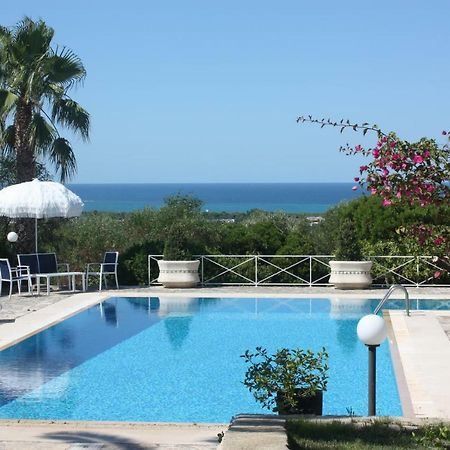 Villa Торре-Сан-Джованни-Удженто Экстерьер фото