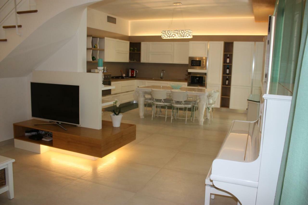 Villa Торре-Сан-Джованни-Удженто Экстерьер фото
